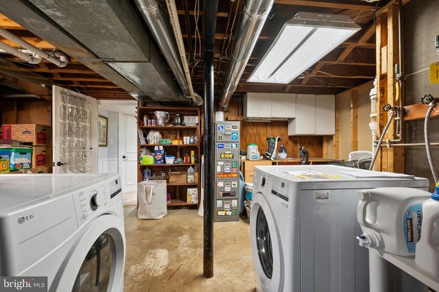 11702 ASHLEY DR, Rockville, MD 20852