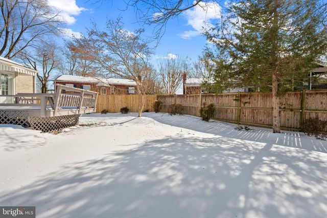 11702 ASHLEY DR, Rockville, MD 20852