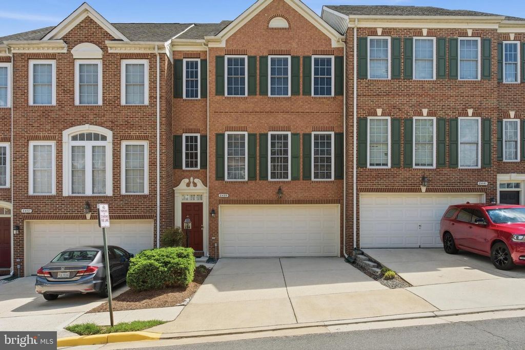 8439 KIRBY LIONSDALE DR, Lorton, VA 22079