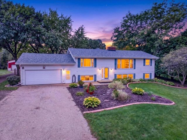 5981 Purcell Road, Oregon, WI 53575