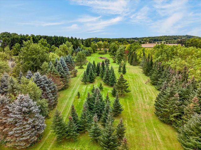 5981 Purcell Road, Oregon, WI 53575