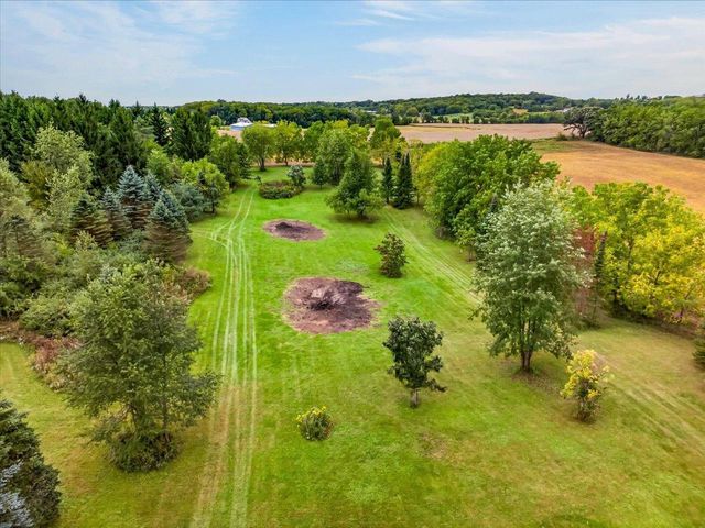 5981 Purcell Road, Oregon, WI 53575