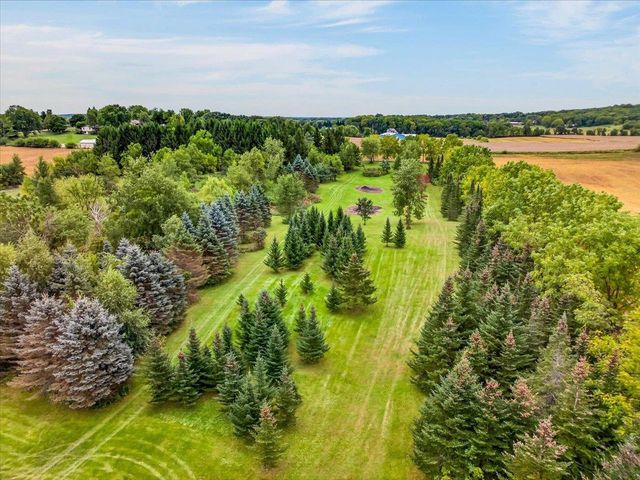 5981 Purcell Road, Oregon, WI 53575