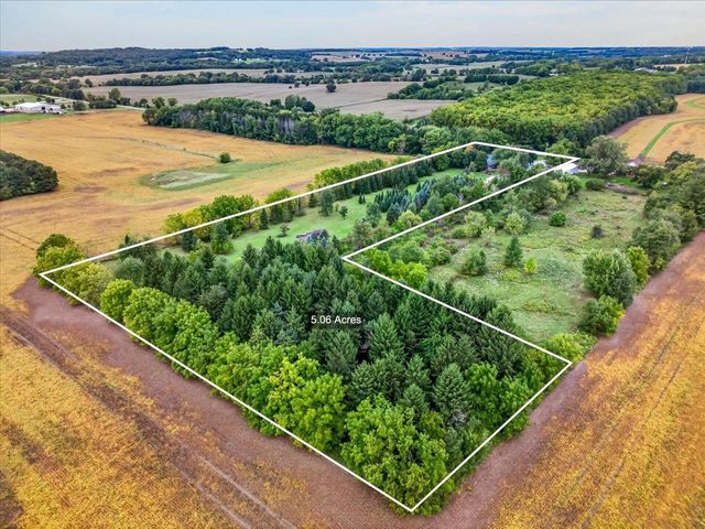 5981 Purcell Road, Oregon, WI 53575