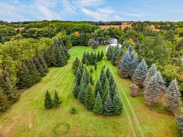 5981 Purcell Road, Oregon, WI 53575