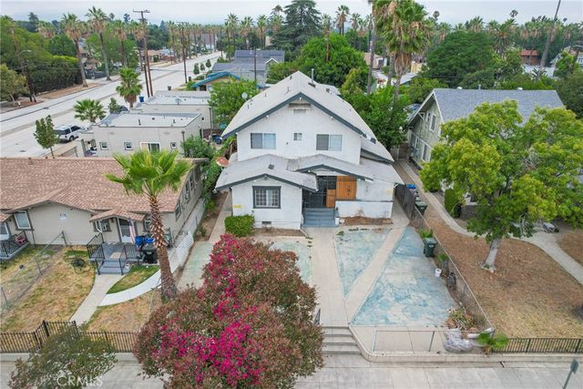 515 E Pasadena Street, Pomona, CA 91767