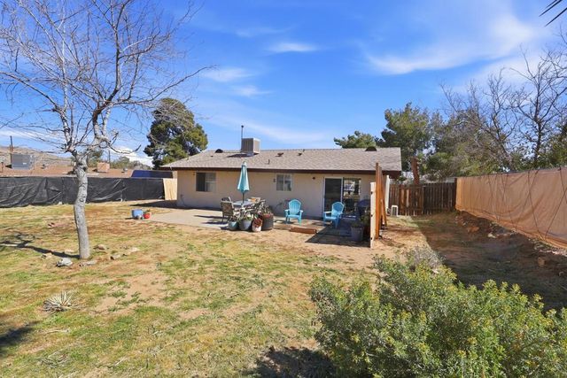 7526 Apache Trail, Yucca Valley, CA 92284