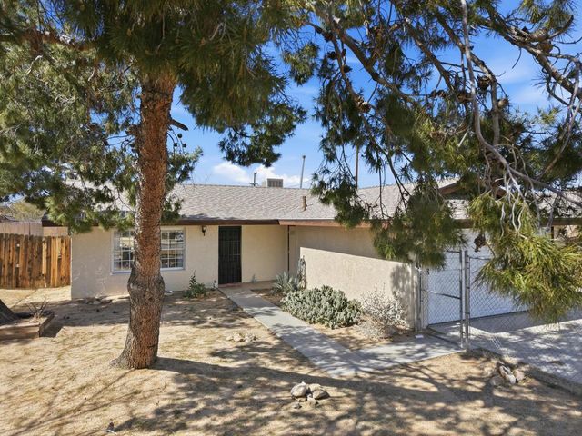 7526 Apache Trail, Yucca Valley, CA 92284