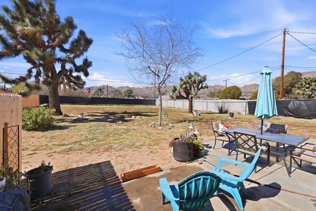 7526 Apache Trail, Yucca Valley, CA 92284