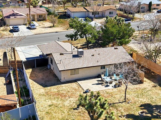7526 Apache Trail, Yucca Valley, CA 92284