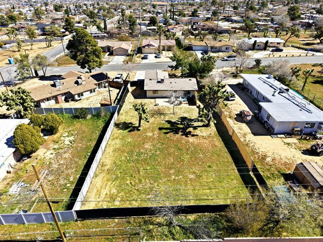 7526 Apache Trail, Yucca Valley, CA 92284