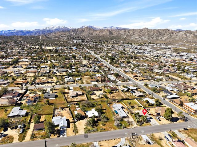 7526 Apache Trail, Yucca Valley, CA 92284