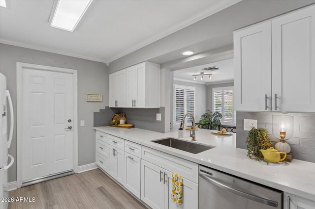 10826 W BROOKSIDE Drive, Sun City, AZ 85351