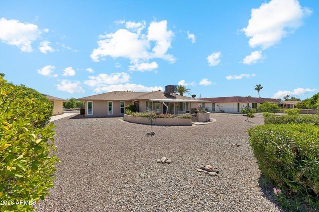 10826 W BROOKSIDE Drive, Sun City, AZ 85351