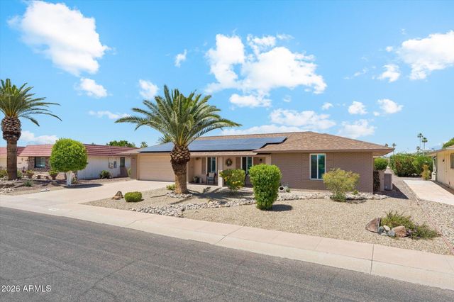 10826 W BROOKSIDE Drive, Sun City, AZ 85351
