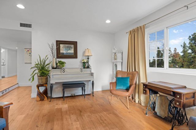 2222 Lindsay Michelle Dr, Alpine, CA 91901