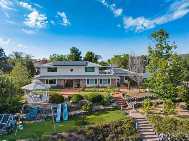 2222 Lindsay Michelle Dr, Alpine, CA 91901