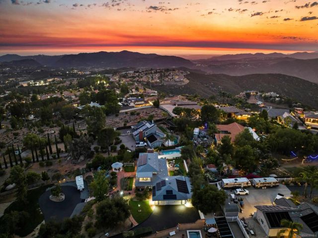 2222 Lindsay Michelle Dr, Alpine, CA 91901