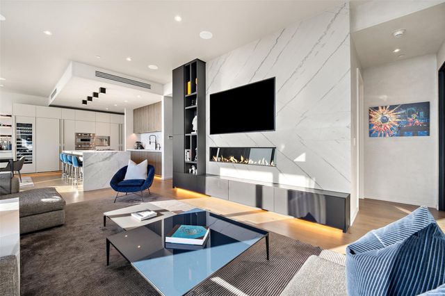 210 Lavaca ST 2301, Austin, TX 78701