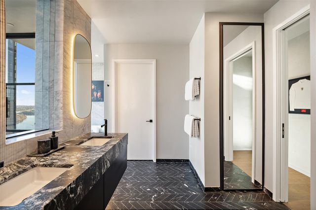 210 Lavaca ST 2301, Austin, TX 78701