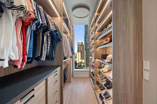 210 Lavaca ST 2301, Austin, TX 78701