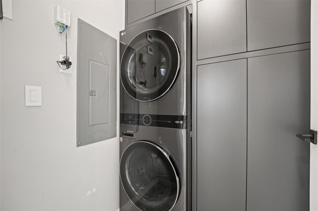 210 Lavaca ST 2301, Austin, TX 78701