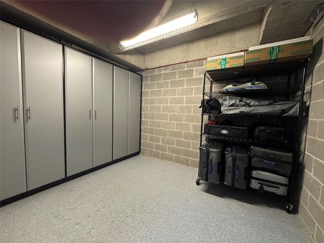 210 Lavaca ST 2301, Austin, TX 78701