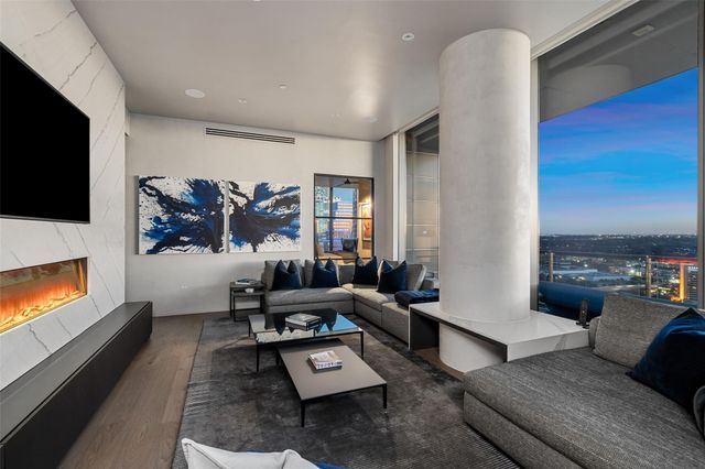 210 Lavaca ST 2301, Austin, TX 78701