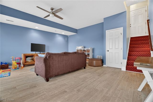 303 Arizona Avenue, Lorain, OH 44052