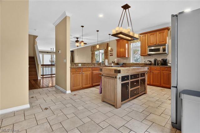 303 Arizona Avenue, Lorain, OH 44052