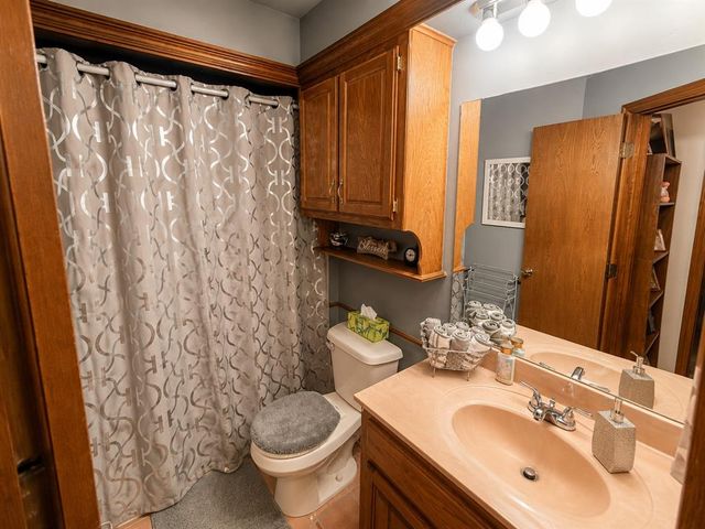 9320 Mayview Circle, Oklahoma City, OK 73159