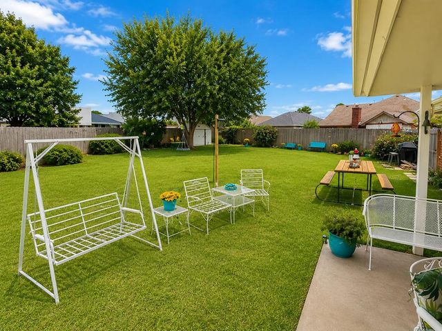 9320 Mayview Circle, Oklahoma City, OK 73159