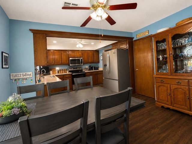 9320 Mayview Circle, Oklahoma City, OK 73159