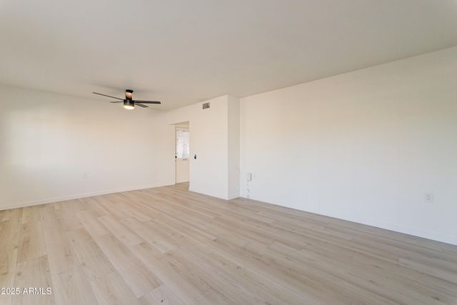 2039 W NORTHVIEW Avenue, Phoenix, AZ 85021