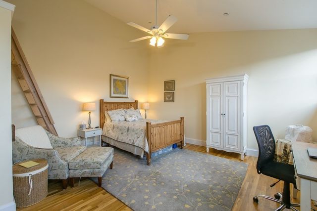 429 Norfolk St 18, Somerville, MA 02143