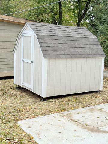 1152 Winfield Avenue, Indianapolis, IN 46222