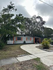 1203 N SATURN AVENUE, Clearwater, FL 33755