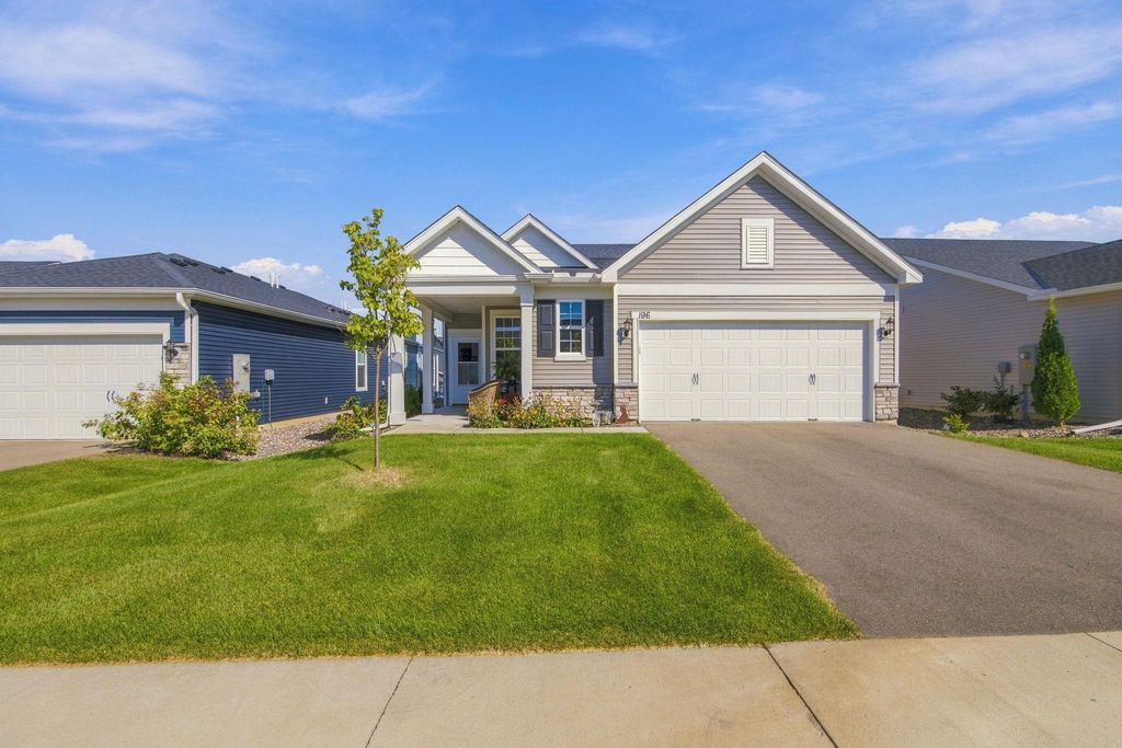 196 Liberty Heights Drive, Chaska, MN 55318 — exterior
