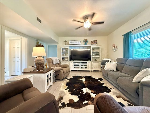 10160 Maddie Road, Dardanelle, AR 72834
