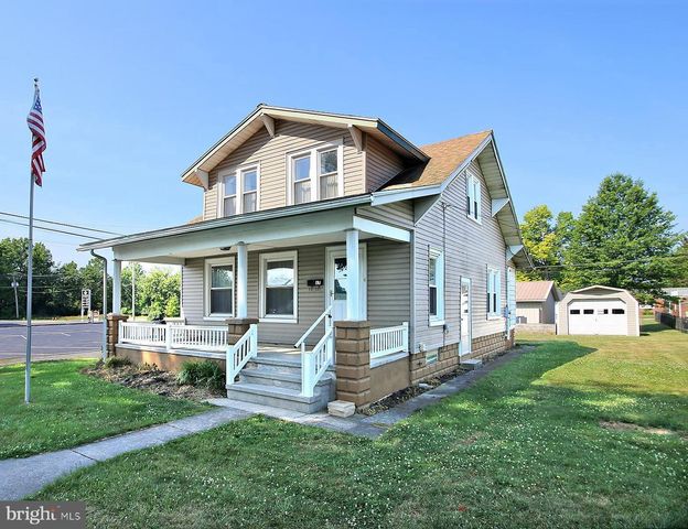 17 MORNINGSIDE AVE, Cleona, PA 17042