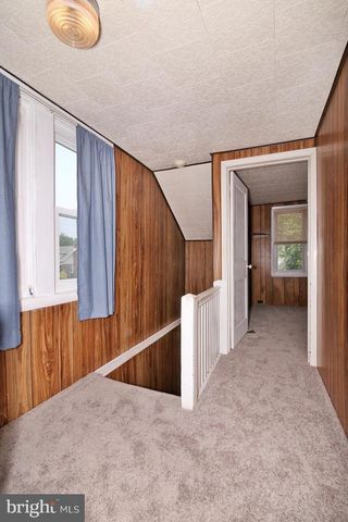 17 MORNINGSIDE AVE, Cleona, PA 17042