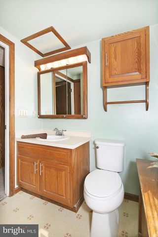 17 MORNINGSIDE AVE, Cleona, PA 17042