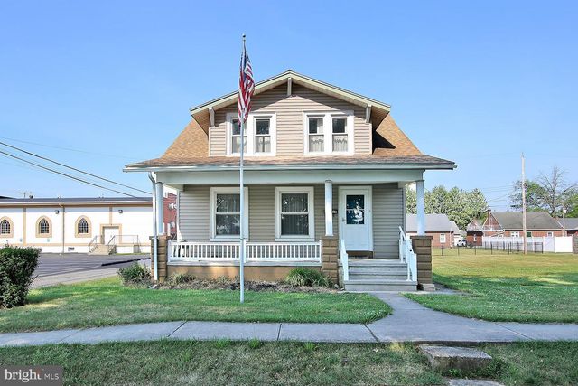 17 MORNINGSIDE AVE, Cleona, PA 17042