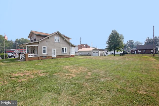 17 MORNINGSIDE AVE, Cleona, PA 17042