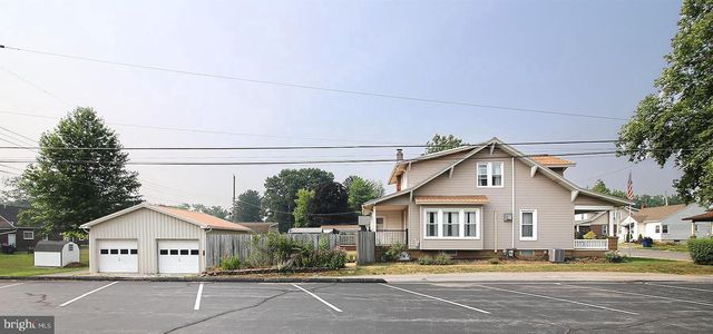 17 MORNINGSIDE AVE, Cleona, PA 17042