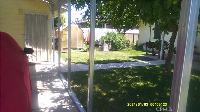 1033 Chapel Drive, Bakersfield, CA 93304