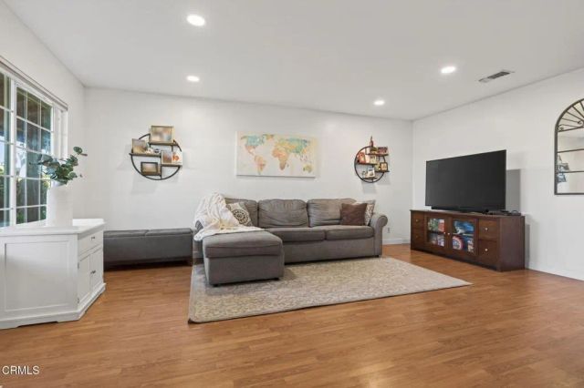 8482 N Bank Drive, Ventura, CA 93004