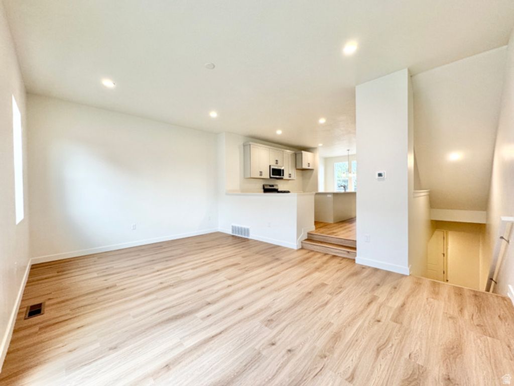 1650 N MAIN ST, Layton, UT 84041 — photo 3