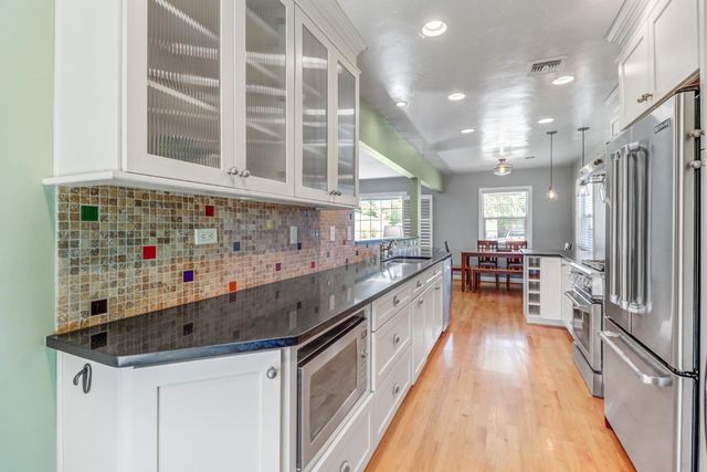 2729 Kroy Way, Sacramento, CA 95817