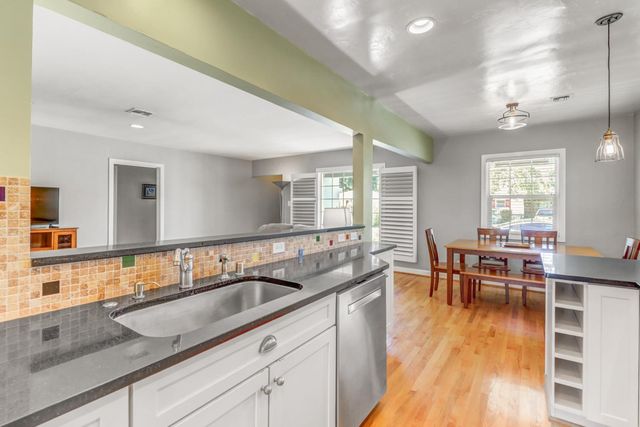 2729 Kroy Way, Sacramento, CA 95817